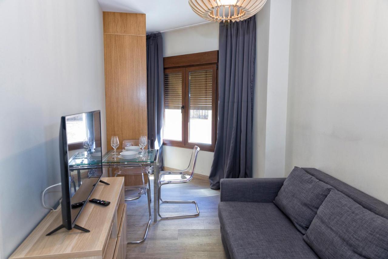 Apartamentos Onnight Málaga Esterno foto